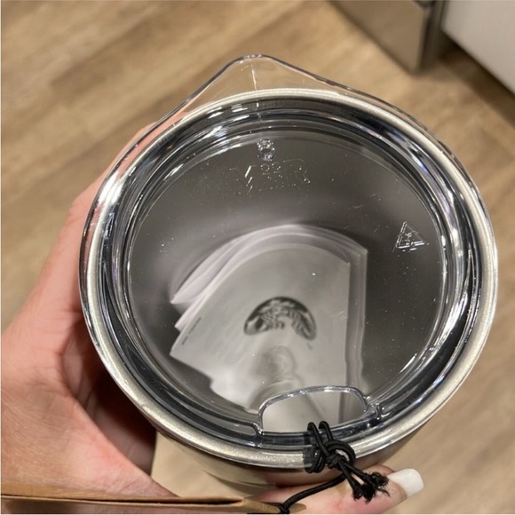 NWT Starbucks x MiiR Herschel supply co holiday berry tumbler - Picture 2 of 5